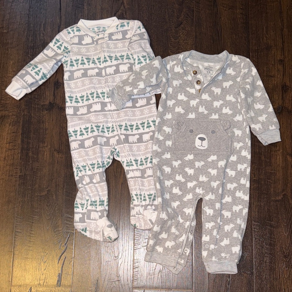 Carter's Gray and Green Bear Print Footies